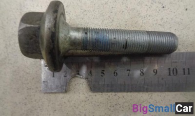 Болт от Mercedes-Benz M-Class W163 1997-2005
