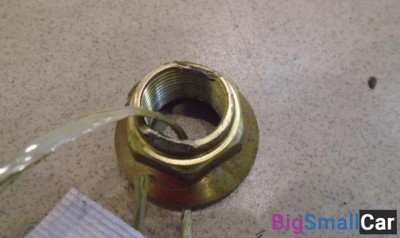 Гайка ступицы передней от Nissan Almera N16 2000-2006