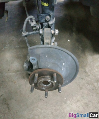 Mitsubishi Outlander xl кулак поворотный левый - купить Екатеринбурге