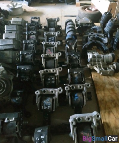 Подушка двигателя Митсубиси Лансер 10 - купить Екатеринбурге