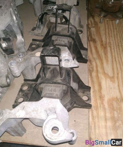 Nissan x-trail t31 правая подушка двигателя - купить Екатеринбурге