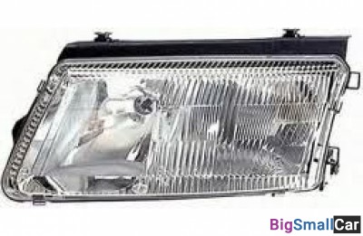 Фара hella 1AF007620061 Правая 4 контакта