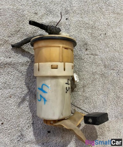 Насос топливный Toyota Funcargo 2NZ - купить Екатеринбурге