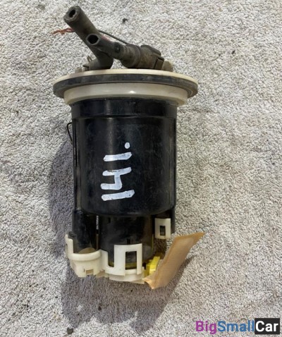 Насос топливный Mitsubishi Lancer 4G-18 - купить Екатеринбурге