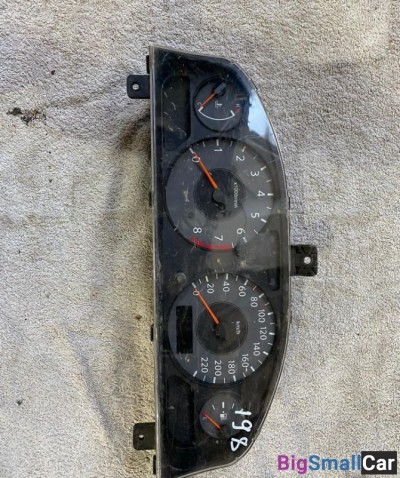Панель приборов Nissan Almera Classic