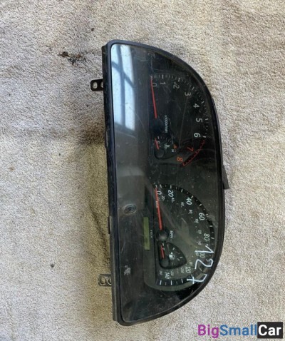 Панель приборов Toyota Camry 30