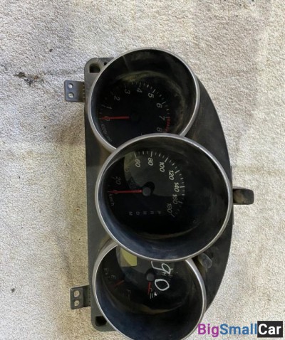 Панель приборов Mazda 3 hatchback