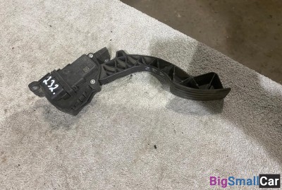 Педаль газа Ford Focus 2