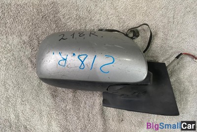 Зеркало правое Toyota Vitz - купить Екатеринбурге