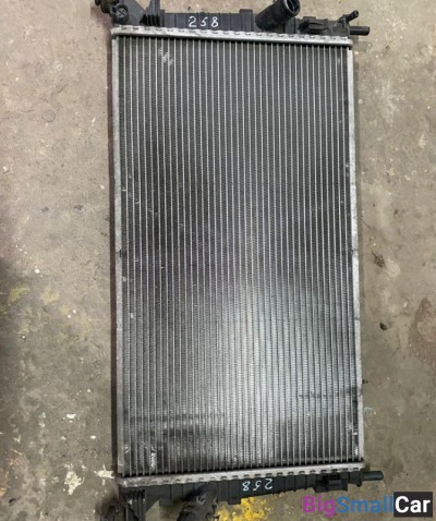 Радиатор охлаждения Mazda 3 BK
