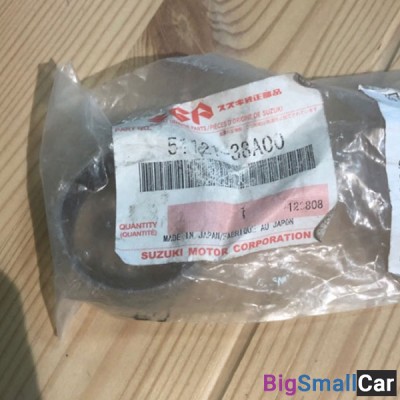 Втулка направляющая SUZUKI 51121-38A00 - купить Екатеринбурге