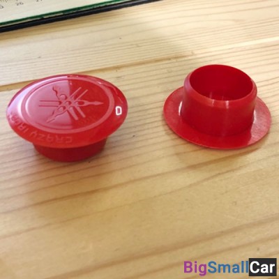 Заглушка слайдера CRAZY IRON Yamaha red 5240 - купить Екатеринбурге