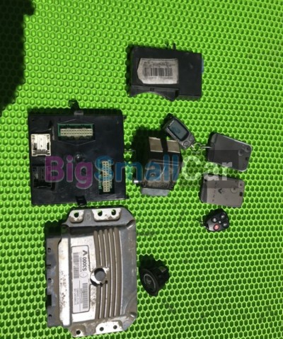 Блок управления двигателем Renault Laguna 2 1.6 - купить Екатеринбурге